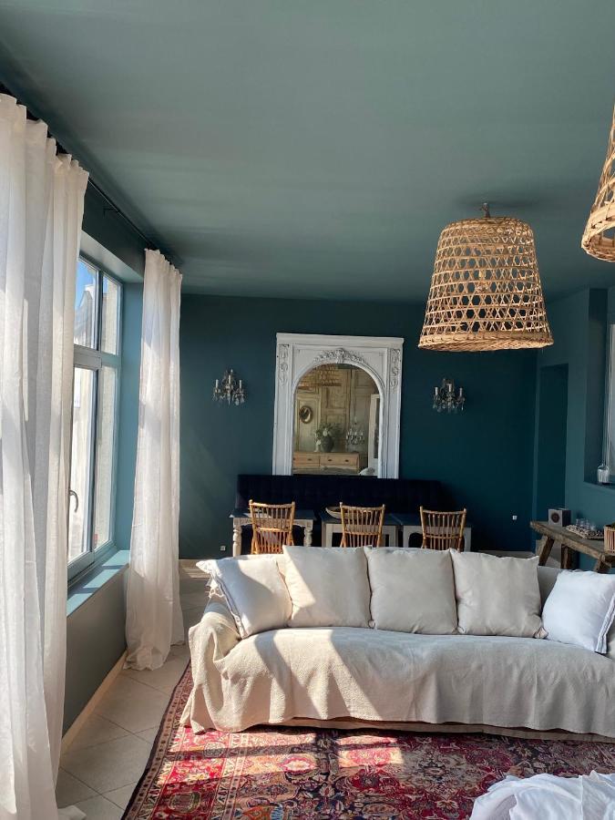Bed & Breakfast La Maison Du Grand Rocher *